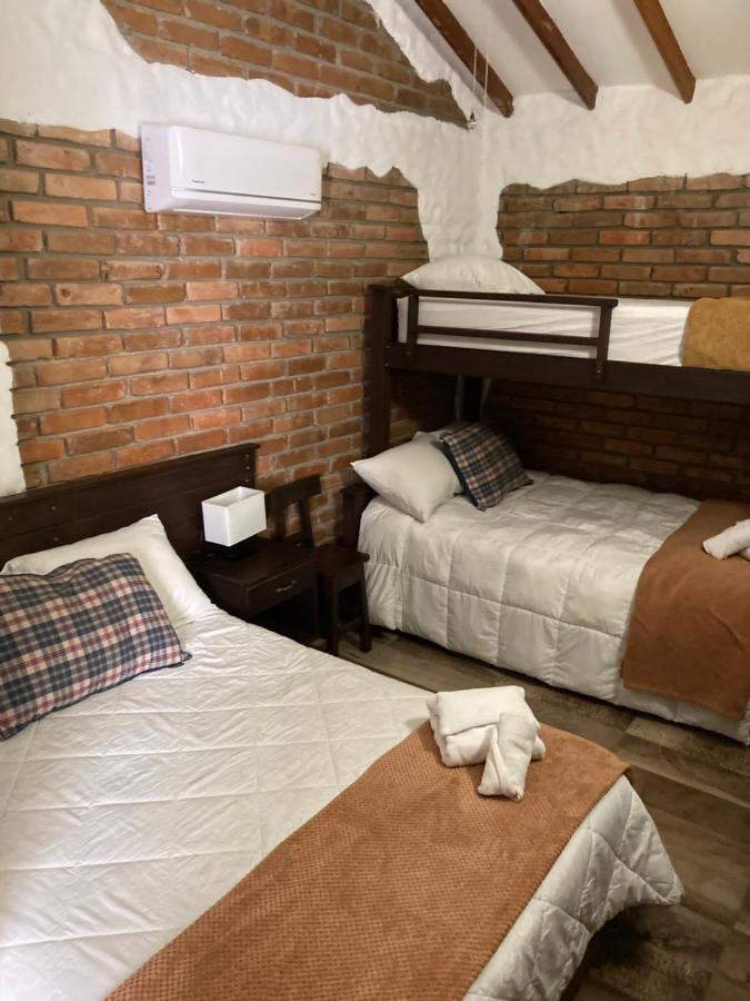 Habitación Familiar con baño privado